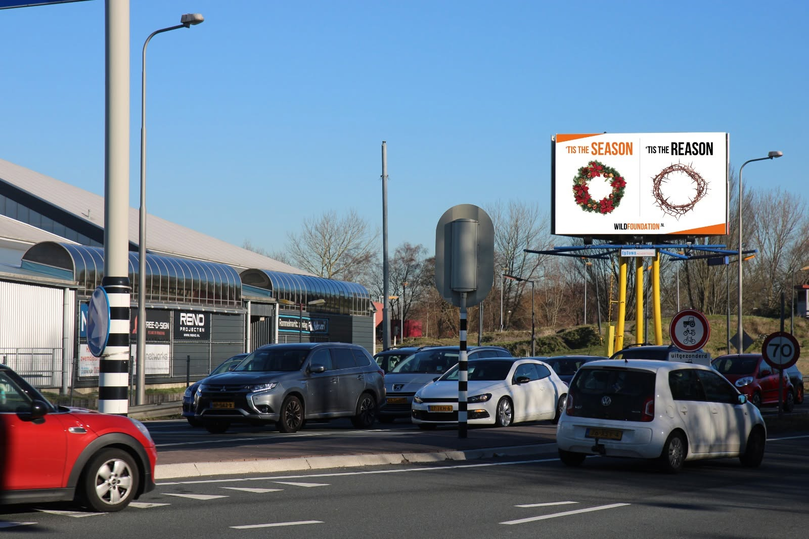 Billboard van WILD Foundation langs de weg