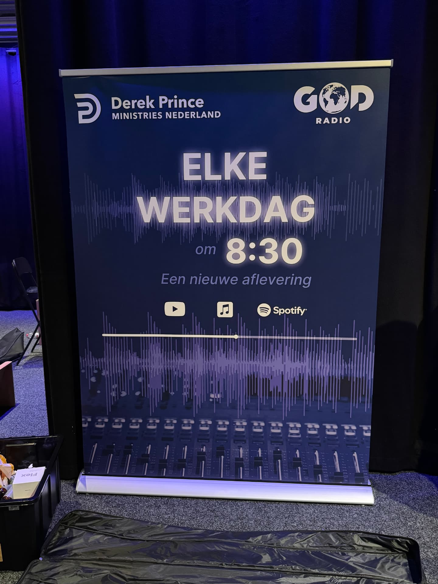 Banner van Derek Prince Ministries Nederland op GOD Radio